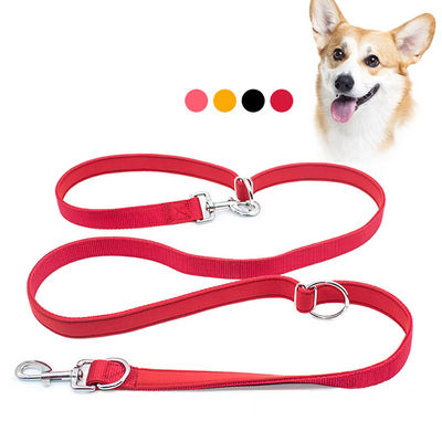 Wyścig na zewnątrz Personalized Nylon Multifunctional Pet Dog Leash z jednym przeciąganiem Dwie podwójne liny dla psów Trwałe i uniwersalne